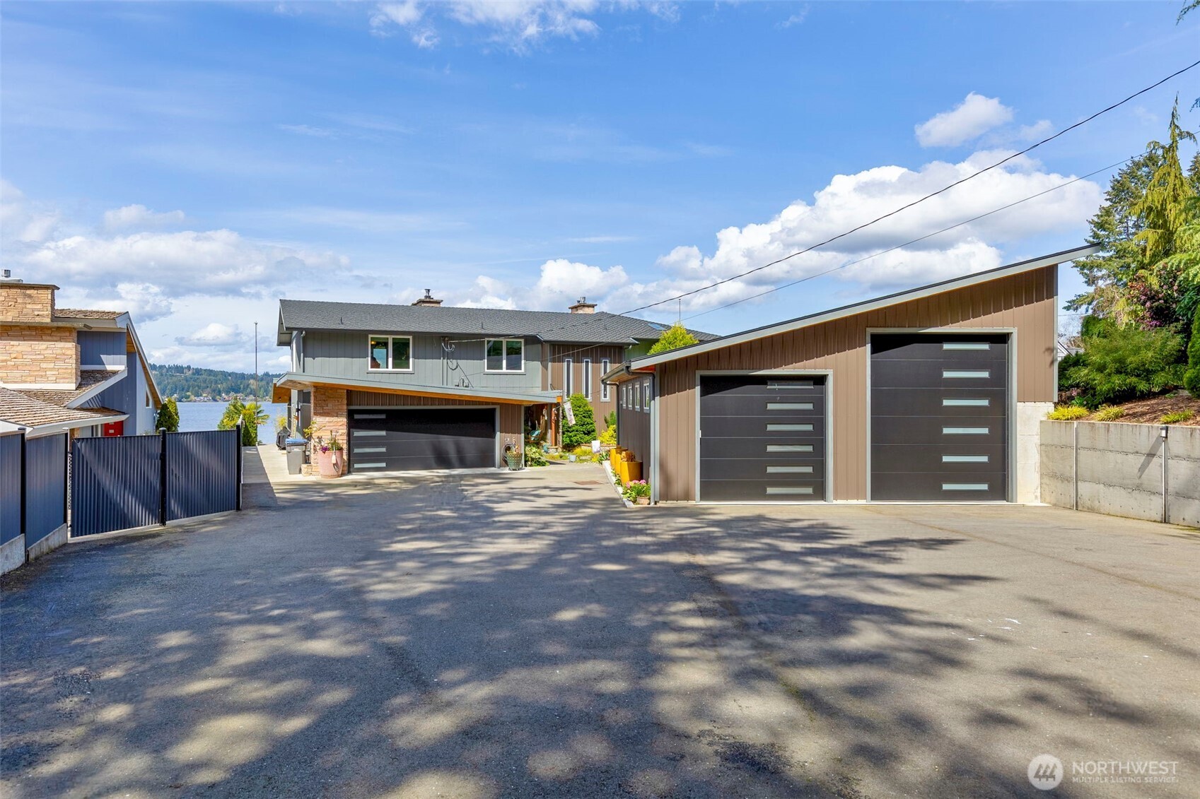 2941 Erlands Beach Loop NW
