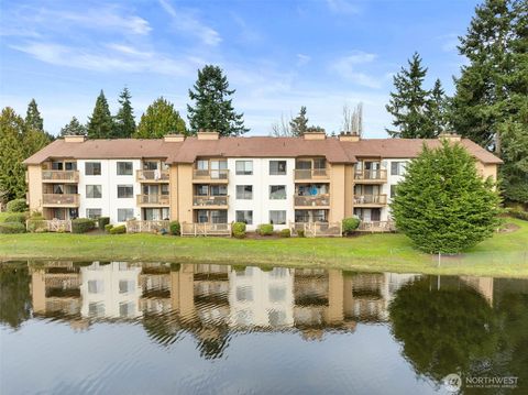 Photo of 1002 S 312th St #114, Federal Way, WA 98003 (MLS # 2504108)
