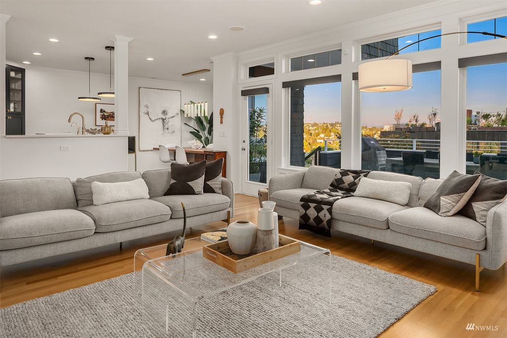 Photo of 2312 Eyres Place W, Seattle, WA 98199 (MLS # 1991490)