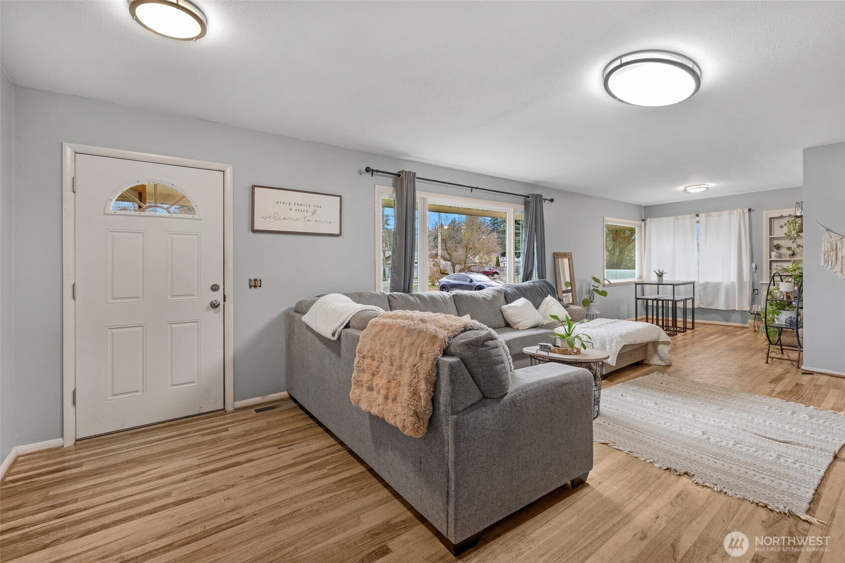 5907 88th St NE