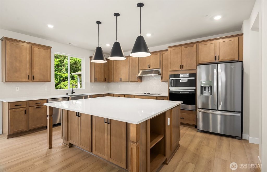 listing image 9362888118414461749