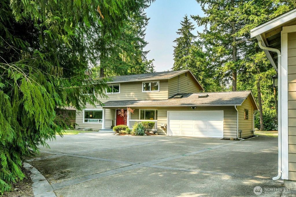 Photo of 32221 194th Avenue SE, Kent, WA 98042 (MLS # 2428253)