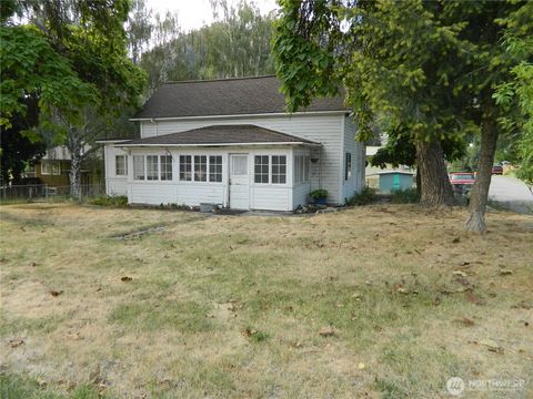 Photo of 26 Palmer Avenue, Loomis, WA 98827 (MLS # 2424902)