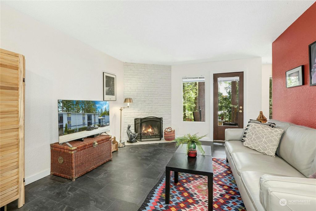 Photo of 14018 Juanita Drive NE #C6, Kirkland, WA 98034 (MLS # 2329696)
