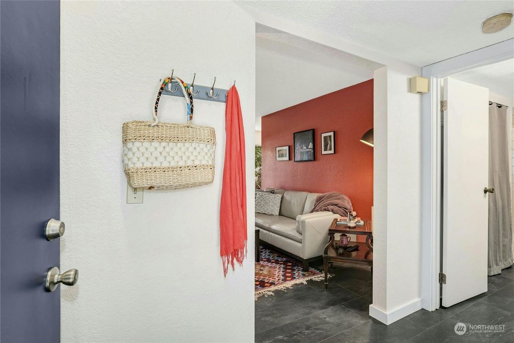 Photo of 14018 Juanita Drive NE #C6, Kirkland, WA 98034 (MLS # 2329696)