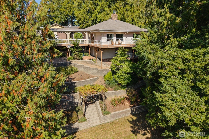 555 E Hemmi Road