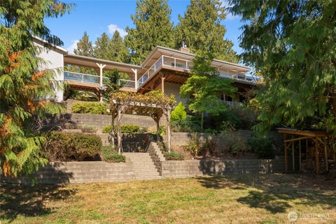 Photo of 555 E Hemmi Road, Lynden, WA 98264 (MLS # 2576382)