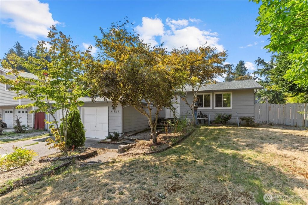 Photo of 21423 122nd Place SE, Kent, WA 98031 (MLS # 2430809)