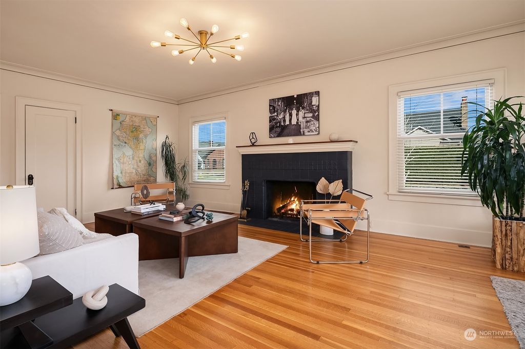 Photo of 122 Blaine Street, Seattle, WA 98109 (MLS # 2037284)