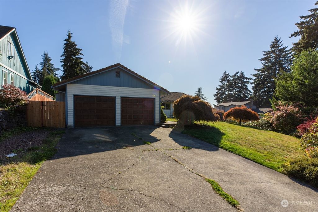 Photo of 1700 Balsa Court, Milton, WA 98354 (MLS # 2296268)