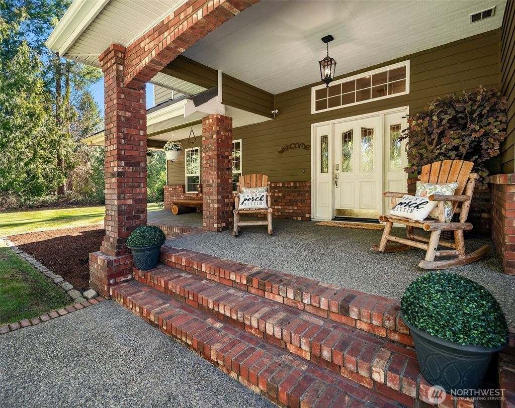 Photo of 30333 SE 396TH Street, Enumclaw, WA 98022 (MLS # 2505762)