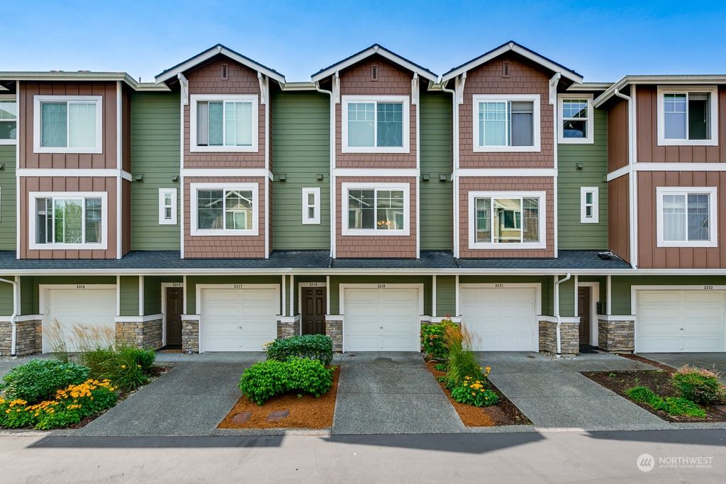 Photo of 3319 31st Drive, Everett, WA 98201 (MLS # 2277226)