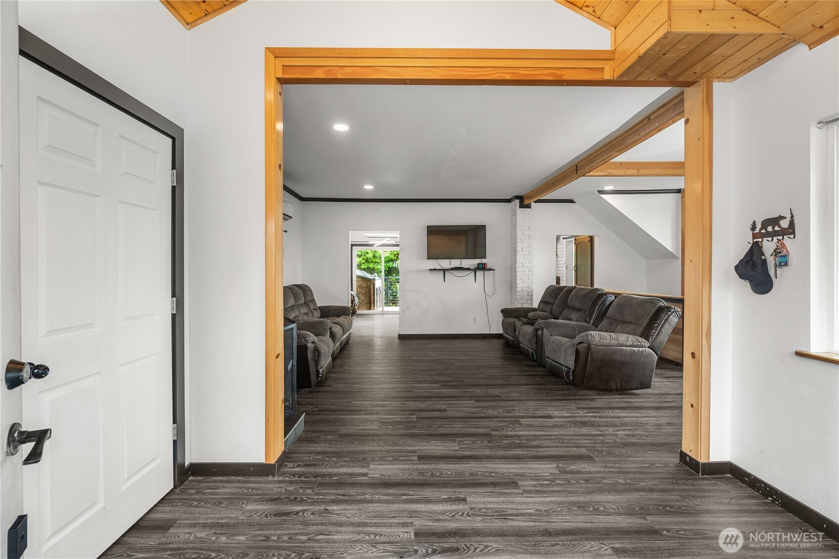 908 N Jeffries Street