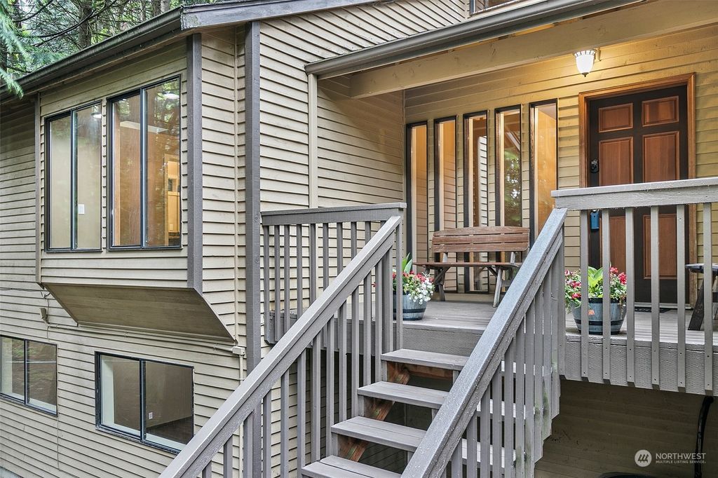 Photo of 13310 252nd Avenue SE, Issaquah, WA 98027 (MLS # 2261008)