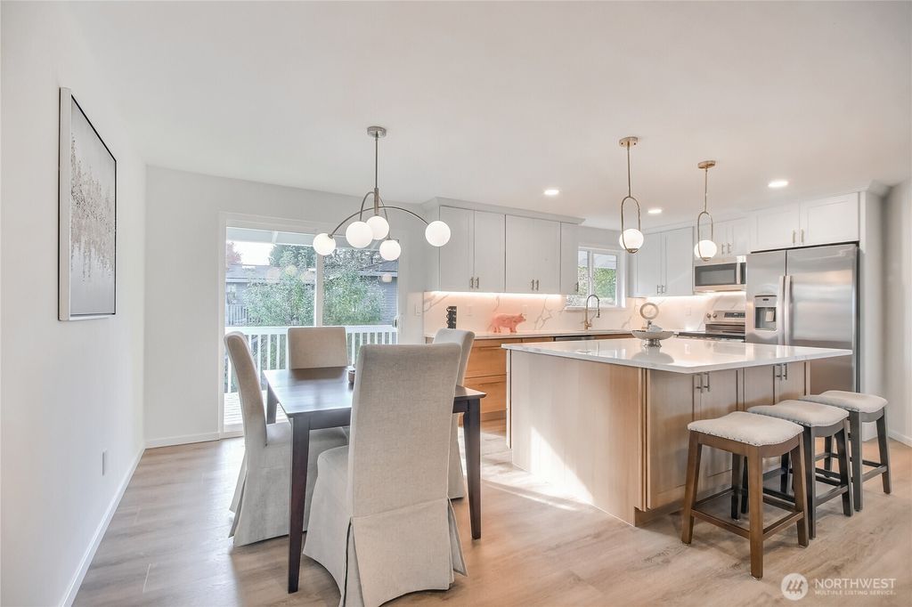 Photo of 1229 SW 158th Street, Burien, WA 98166 (MLS # 2491684)