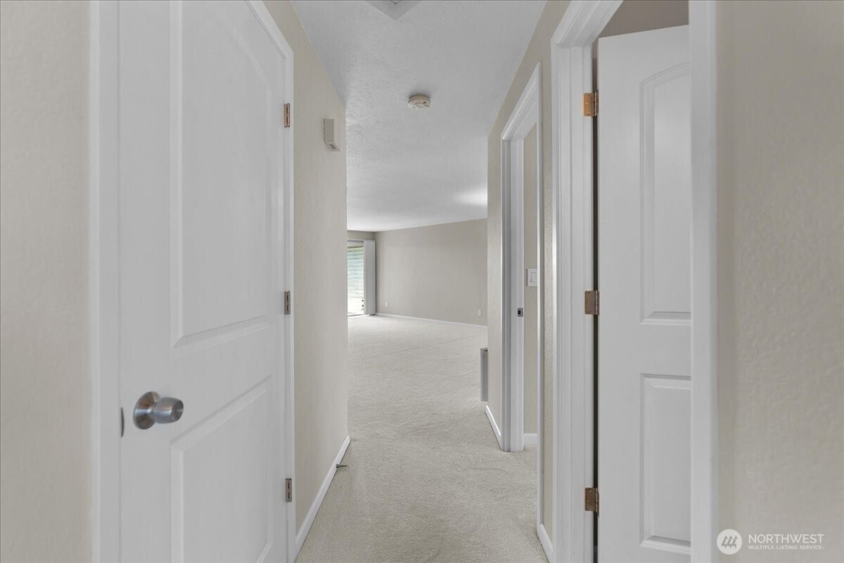 9815 Holly Drive A305