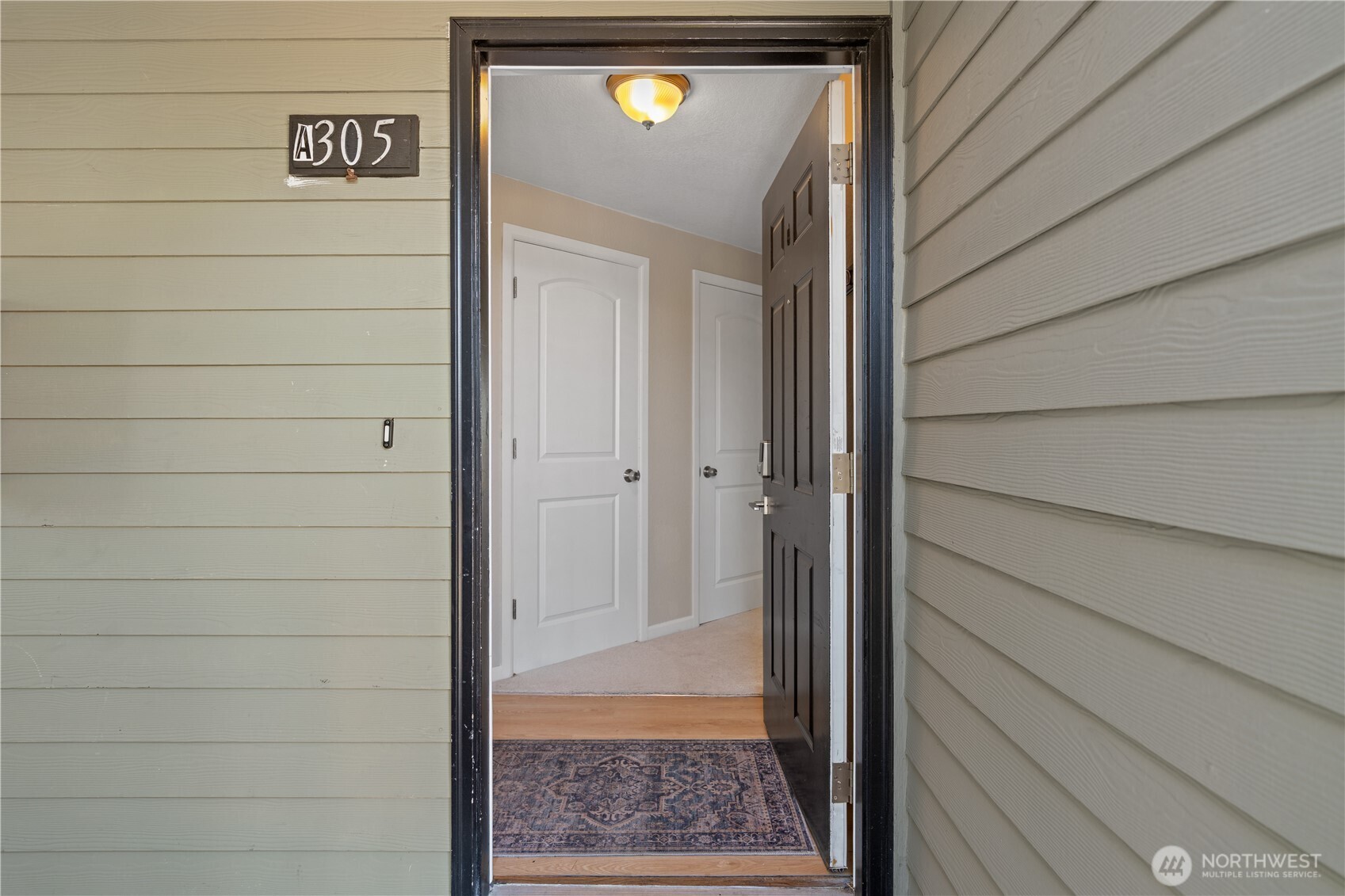 9815 Holly Drive A305