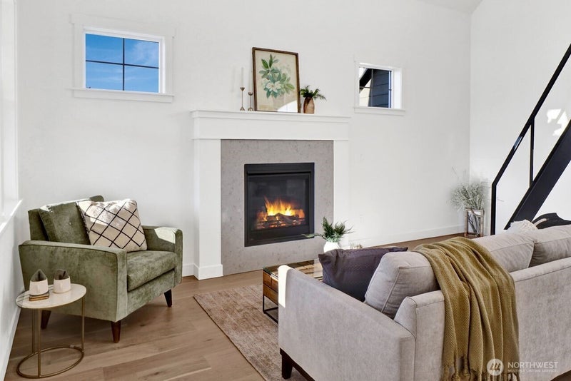 530 E Sunset Drive 10