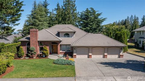 Photo of 4015 E Broadway Street, Mount Vernon, WA 98274 (MLS # 2404802)