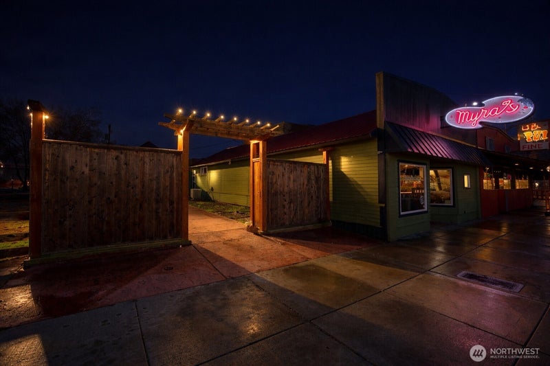 315 E Main Street