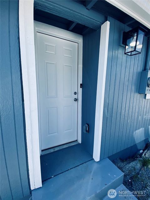 Photo of 3405 Rockefeller Avenue #D, Everett, WA 98201 (MLS # 2477208)