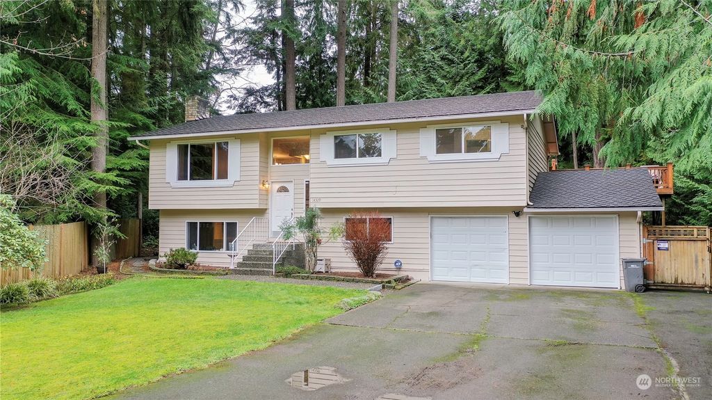 Photo of 14329 64TH Avenue W, Edmonds, WA 98026 (MLS # 2319170)