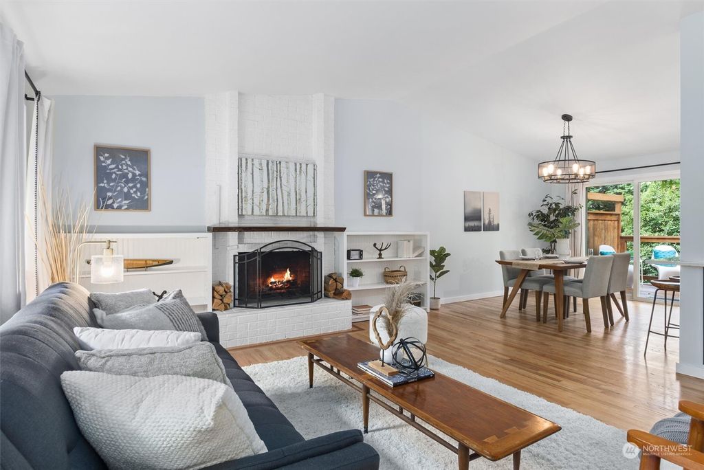 Photo of 14222 43rd Avenue W, Lynnwood, WA 98087 (MLS # 2159290)