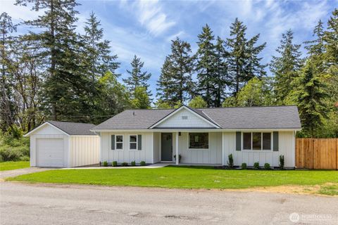 Photo of 1313 Corona Street, Port Townsend, WA 98368 (MLS # 2530075)