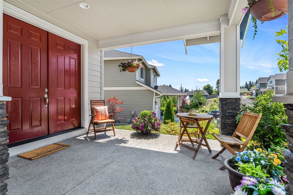 Photo of 19012 123rd Avenue SE, Renton, WA 98058 (MLS # 2131331)