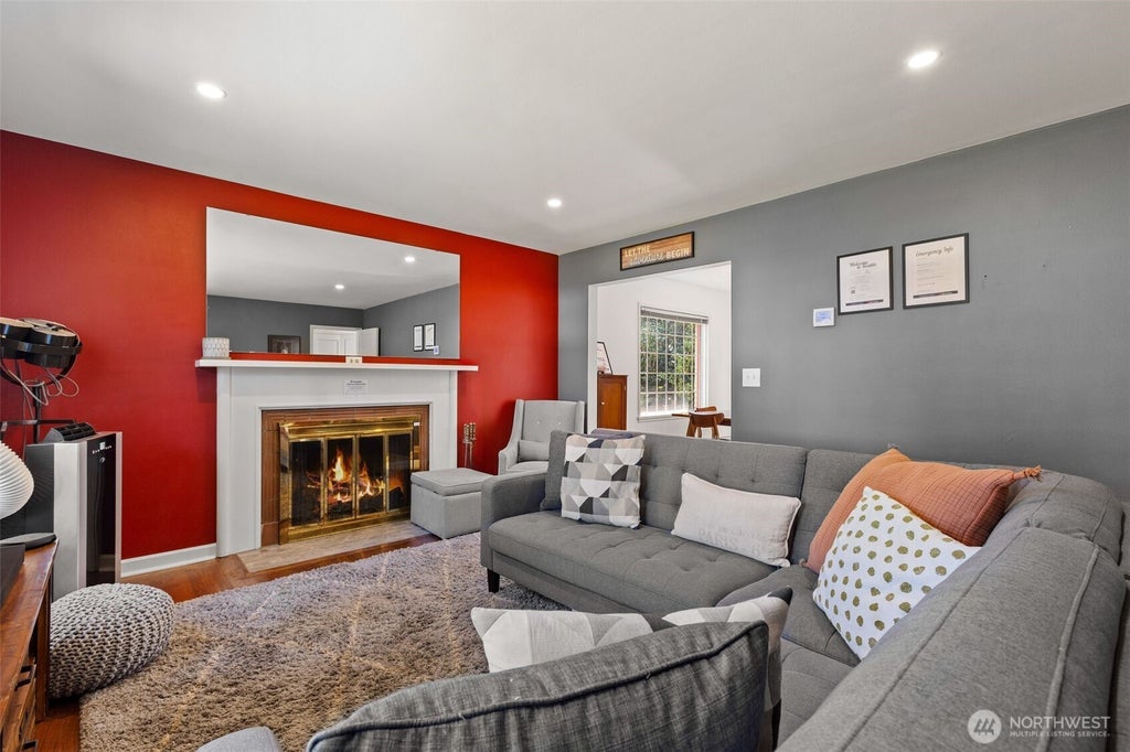 Photo of 3701 SW Henderson Street, Seattle, WA 98126 (MLS # 2549757)