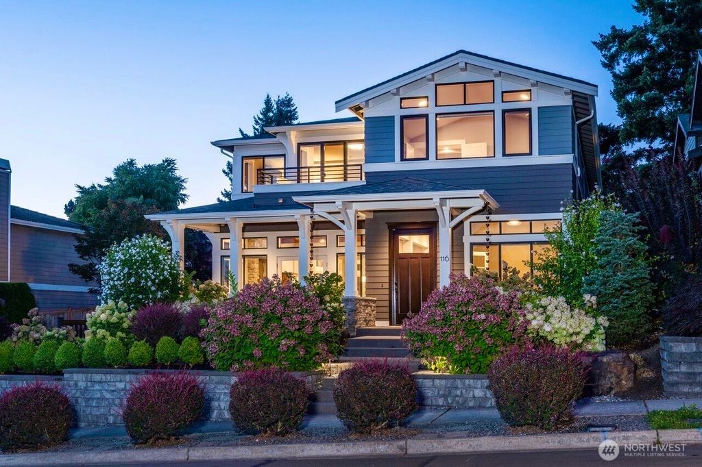Photo of 116 12th Avenue, Kirkland, WA 98033 (MLS # 2424630)