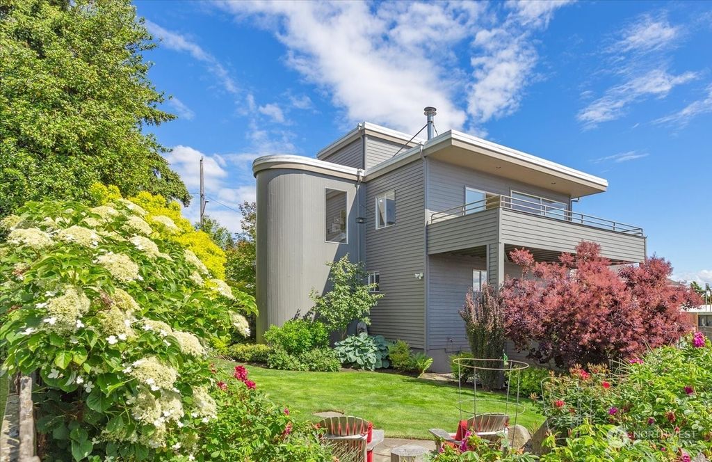 Photo of 19519 26th Avenue NW, Shoreline, WA 98177 (MLS # 2039769)