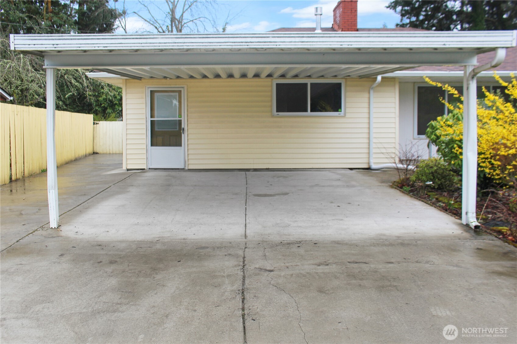 9114 Thomas Court SW