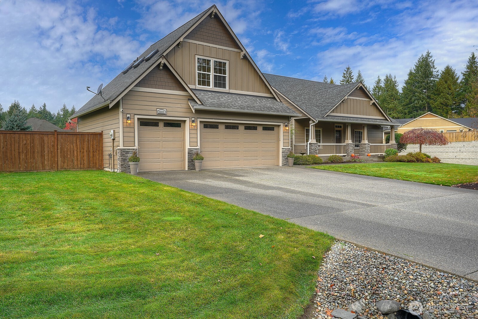 8835 Fox Ridge Lane SE