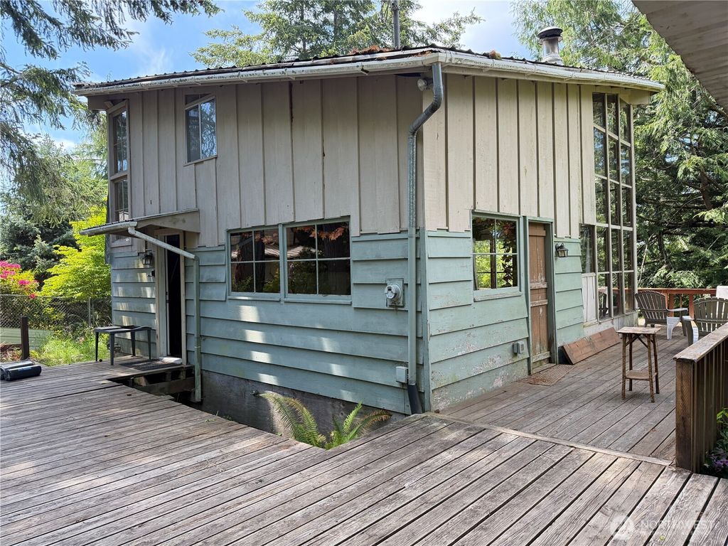 Photo of 1114 E Madrona Boulevard NW, Lakebay, WA 98349 (MLS # 2529756)