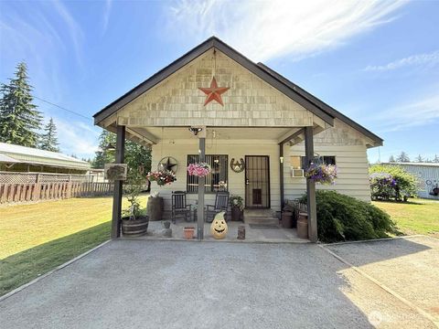 Photo of 15 S Heise Road, Elma, WA 98541 (MLS # 2483136)