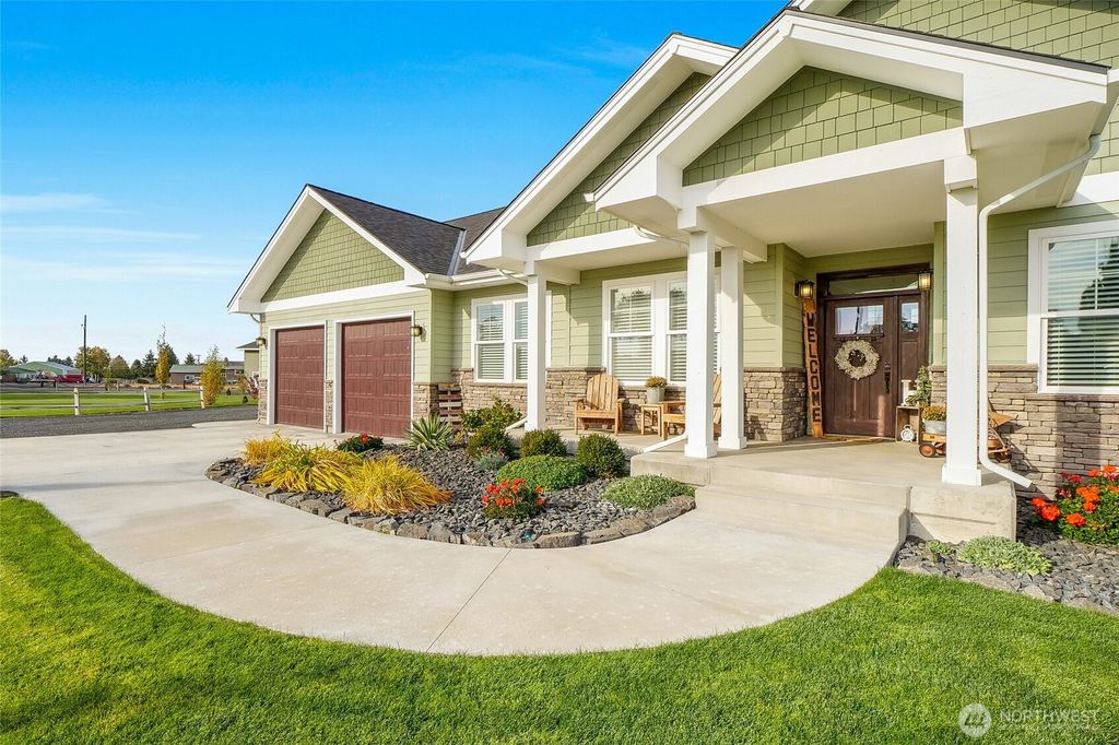 Photo of 10410 Northern Avenue NE, Coulee City, WA 99115 (MLS # 2447199)