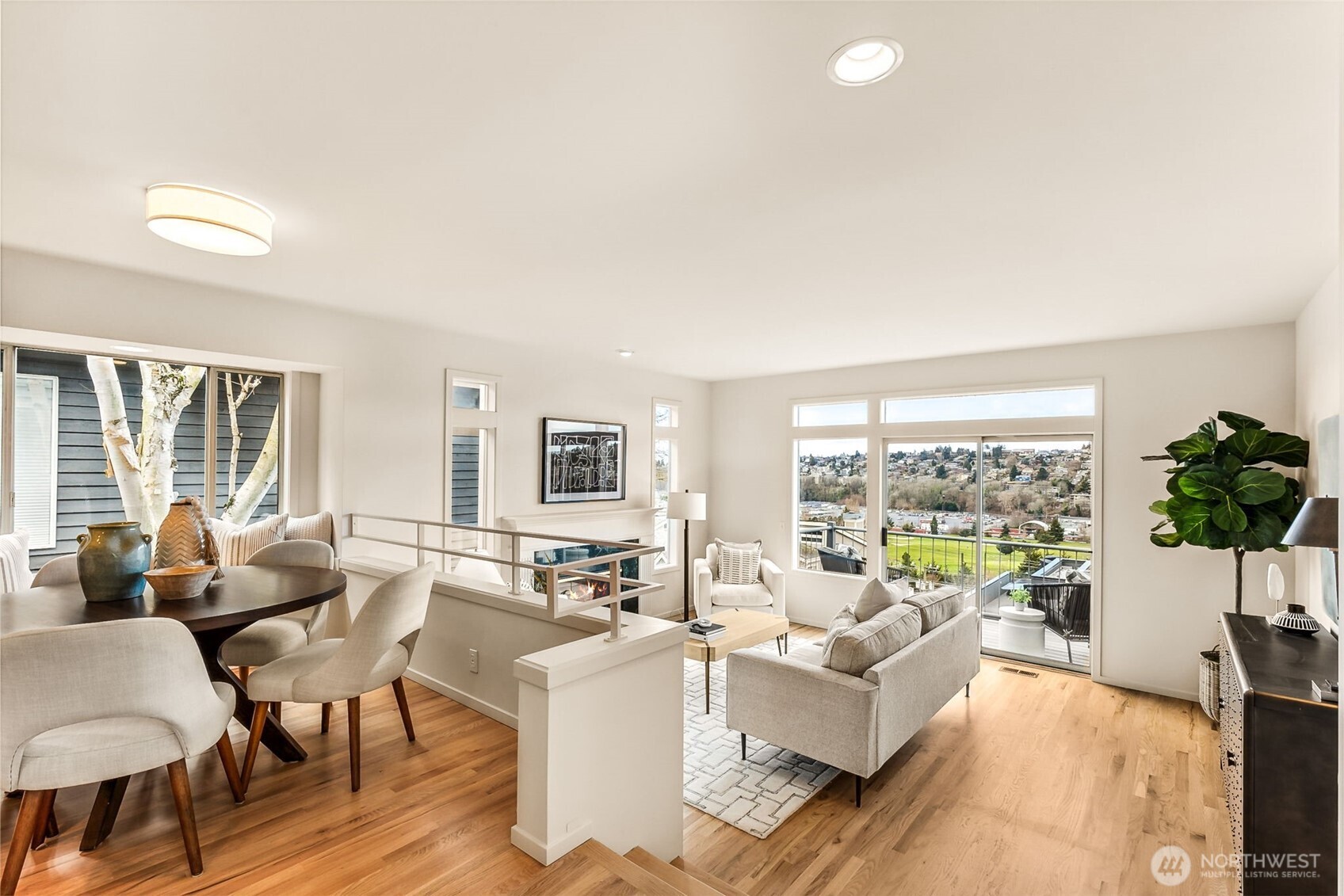 2605 13th Avenue W