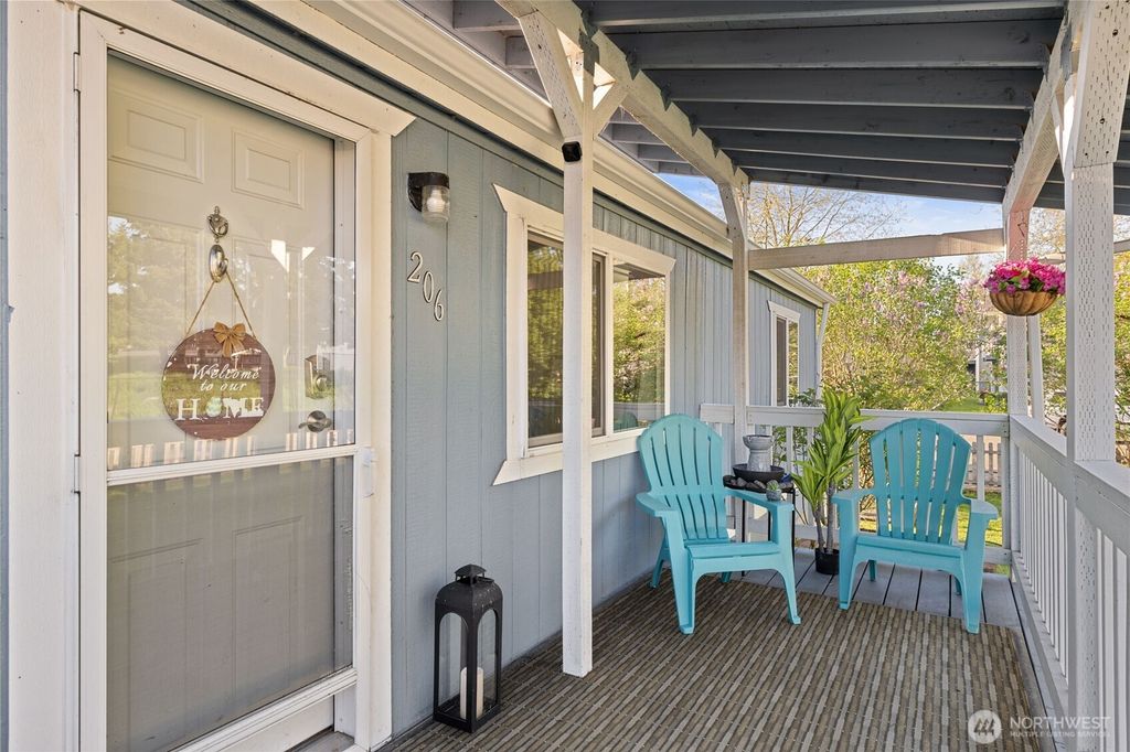 Photo of 206 Birch Lane, Pacific, WA 98047 (MLS # 2361329)
