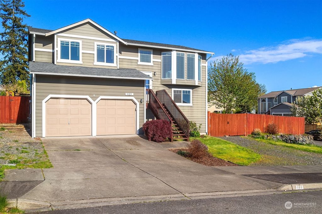 Photo of 3123 72nd Avenue NE, Marysville, WA 98270 (MLS # 2232239)