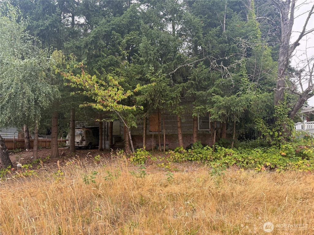 Photo of 12250 Densmore Avenue N, Seattle, WA 98133 (MLS # 2427532)