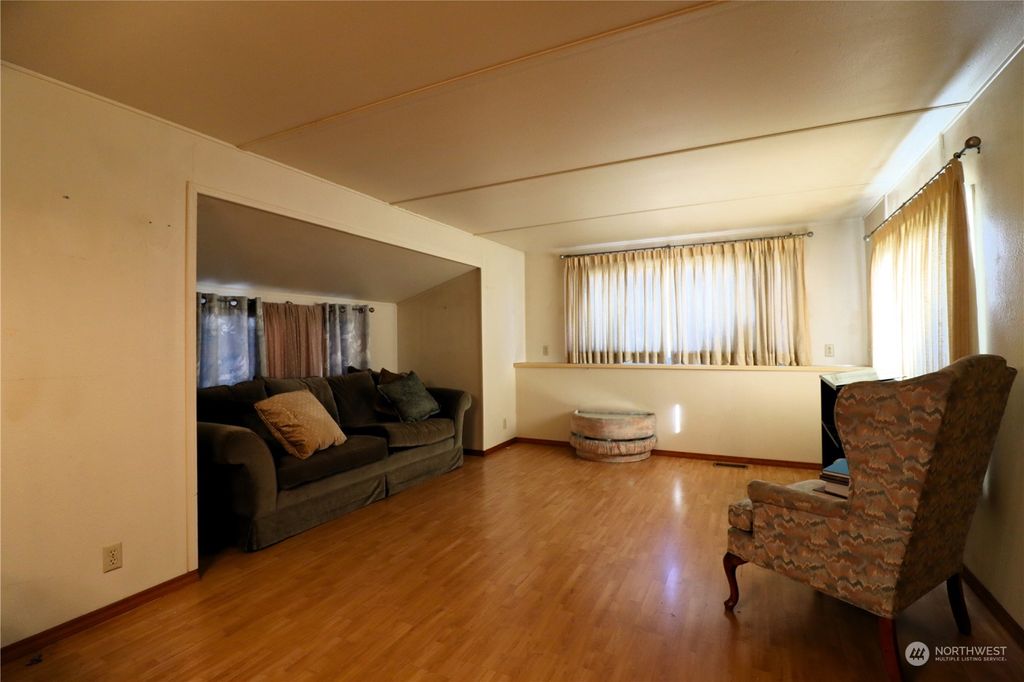 Photo of 18227 36th Avenue S #409, SeaTac, WA 98188 (MLS # 2180892)