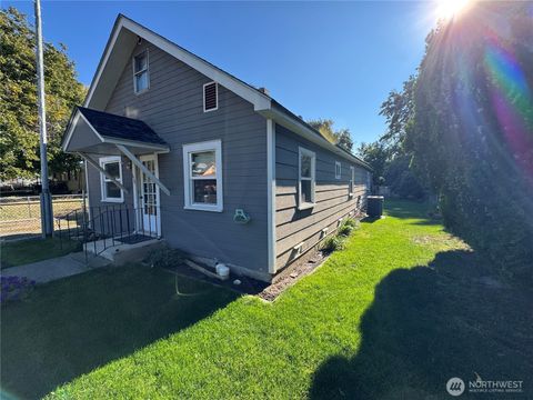 Photo of 610 E. Patit Avenue Ave, Dayton, WA 99328 (MLS # 2447224)