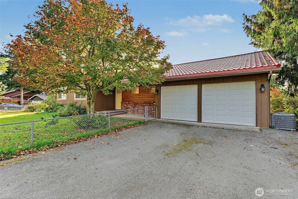 24302 103RD AVE E, GRAHAM, WA 98338 - Image 61e2fcd39cce11d43e80ff703f63abd2/2068838537
