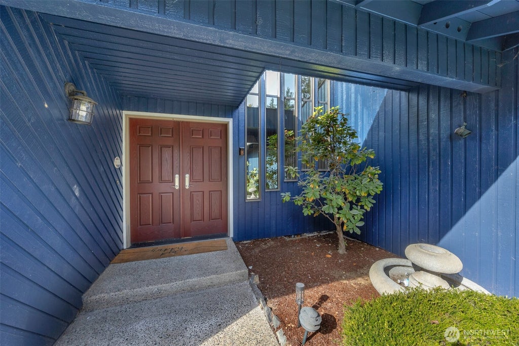 Photo of 17419 155th Avenue SE, Renton, WA 98058 (MLS # 2566637)