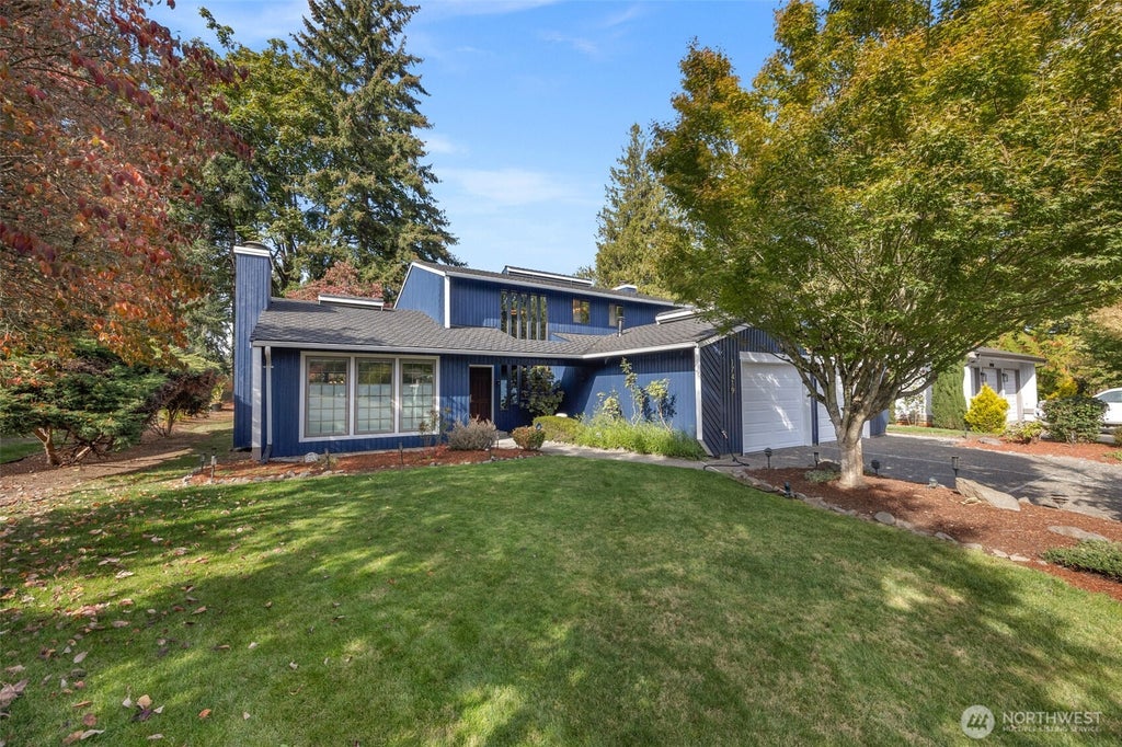 Photo of 17419 155th Avenue SE, Renton, WA 98058 (MLS # 2566637)