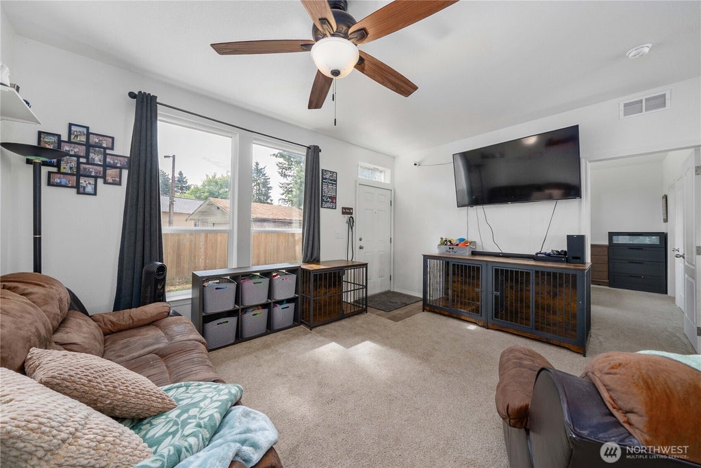 Photo of 16507 Suntree Court SE, Yelm, WA 98597 (MLS # 2562411)
