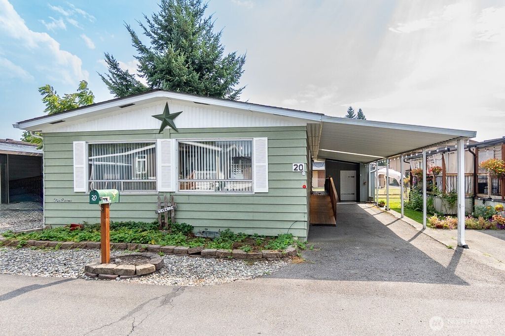 Photo of 7508 47th Avenue NE #20, Marysville, WA 98270 (MLS # 2406996)