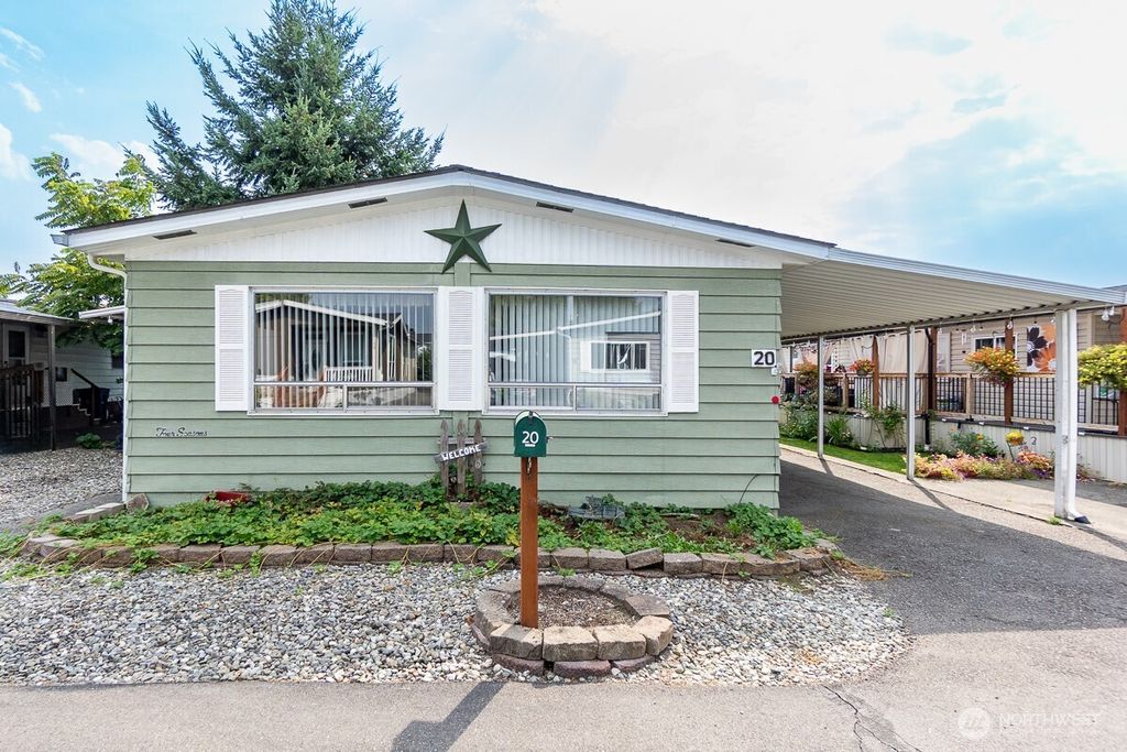 Photo of 7508 47th Avenue NE #20, Marysville, WA 98270 (MLS # 2406996)