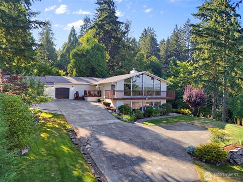 Photo of 13807 Military Road E, Puyallup, WA 98374 (MLS # 2558611)